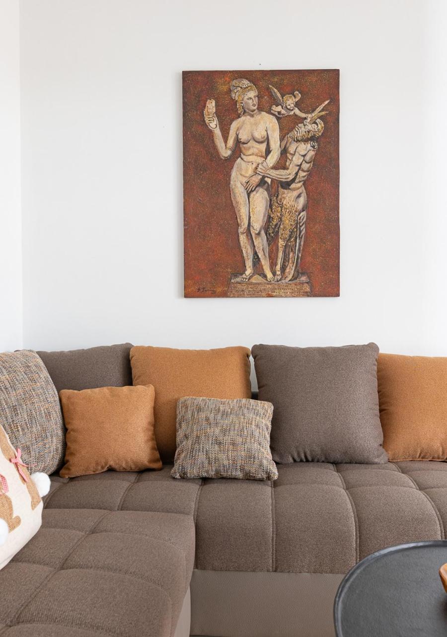 Elegant Apt 50Meters Close Acropolis Athens Exterior photo