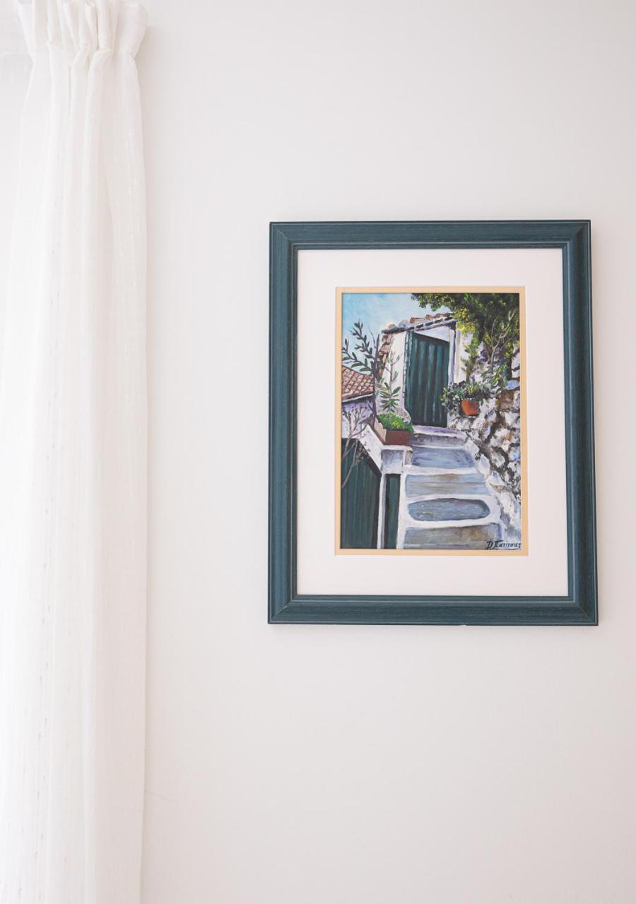 Elegant Apt 50Meters Close Acropolis Athens Exterior photo